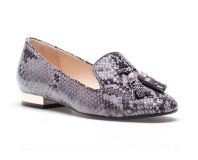 Ballerinas tipo mocasín piel de serpiente con taco dorado de Uterqüe